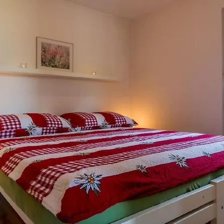 公寓 Lara By Interhome *