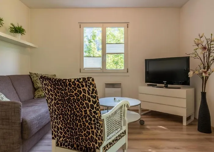 Lara By Interhome 公寓 *