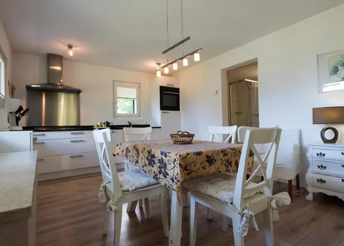 公寓 Lara By Interhome 费施